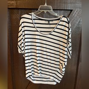 White House Black Market Dolman Sleeve Top